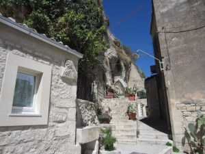 Dead end into hillside dwellings
