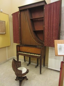 Upright piano, Bellini Museum