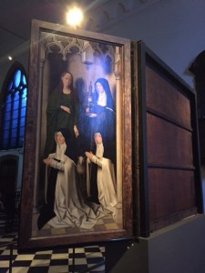 In class you've asked what the outside panels look like so here is the back right panel. The altar would most of the time be closed and only opened for special ceremonies.