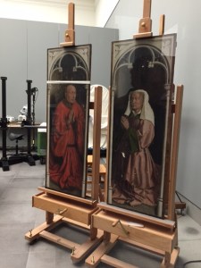 These are the two panels of the patrons for the altarpiece (they are on the closed side)