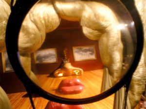 To get the full affect one must climb on to the camel and look through a special glass.