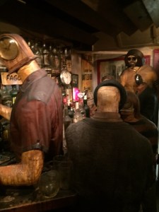 Kienholtz, The Beanery, interior